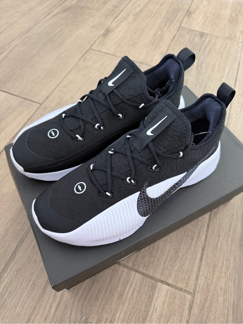 LeBron TR 1
